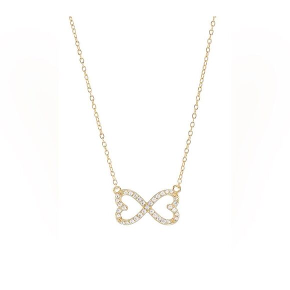 Elegant Gold Butterfly Pendant Necklace - Picture 1 of 5